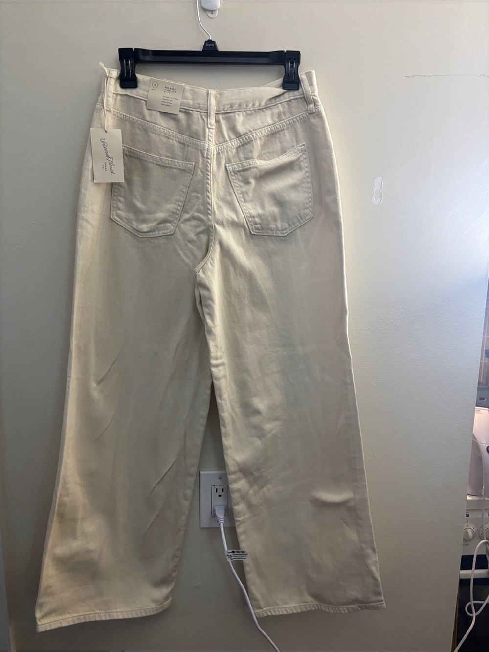 Universal Thread Cream Wide Leg Jeans